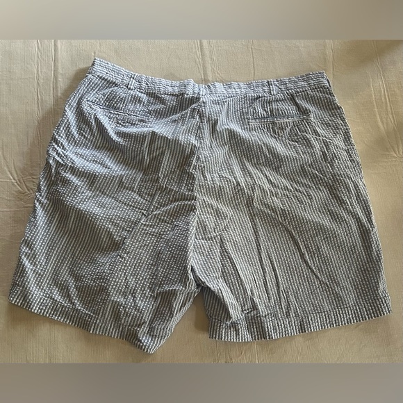 Brooks Brothers Men’s blue and white seersucker shorts - Picture 3 of 6